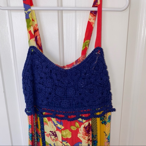 Floral Lace Maxi Dress - Picture 2 of 4